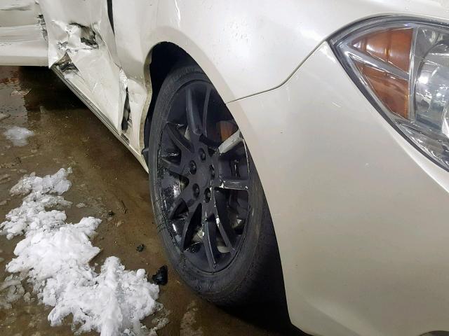 1G1ZE5E17BF256037 - 2011 CHEVROLET MALIBU LTZ თეთრი ფოტო 9