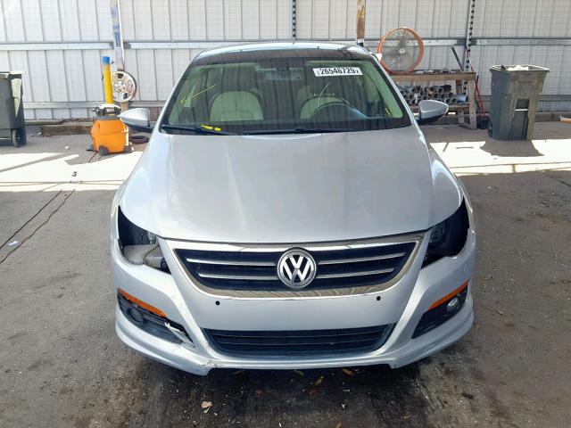 WVWGU73C29E533131 - 2009 VOLKSWAGEN CC VR6 4MO SILVER photo 9