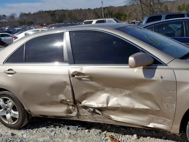 4T1BE46KX9U831159 - 2009 TOYOTA CAMRY BASE ოქროსფერი ფოტო 9