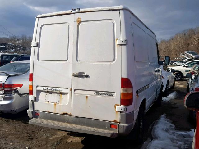 WD0PD144965945540 - 2006 DODGE SPRINTER 2 WHITE photo 4