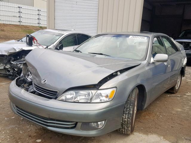 JT8BF28G010317863 - 2001 LEXUS ES 300 GRAY photo 2