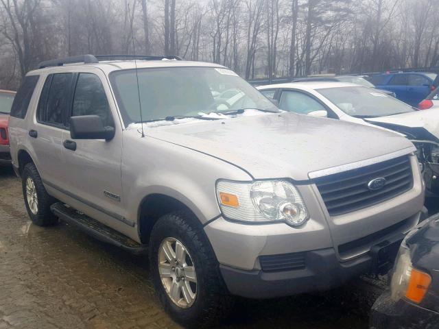 1FMEU72E56UA26117 - 2006 FORD EXPLORER X SILVER photo 1