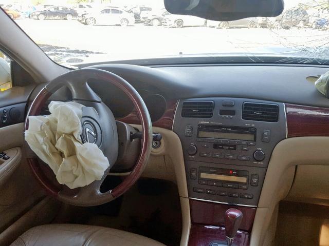 JTHBF30G130100133 - 2003 LEXUS ES 300 WHITE photo 9