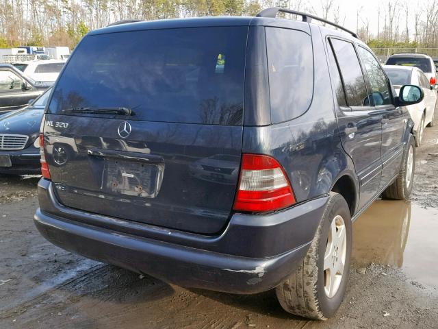 4JGAB54E4XA056542 - 1999 MERCEDES-BENZ ML 320 BLACK photo 4