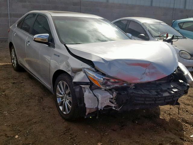 4T1BD1FK5FU172999 - 2015 TOYOTA CAMRY HYBR SILVER photo 1