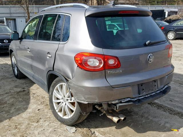 WVGBV95N59W535740 - 2009 VOLKSWAGEN TIGUAN SE GRAY photo 3