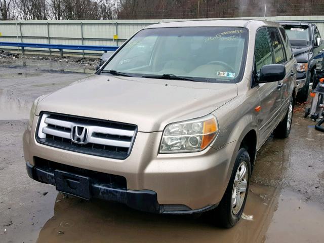 2HKYF18116H518960 - 2006 HONDA PILOT LX GOLD photo 2