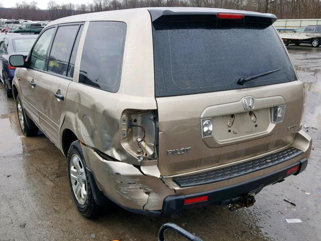 2HKYF18116H518960 - 2006 HONDA PILOT LX GOLD photo 3