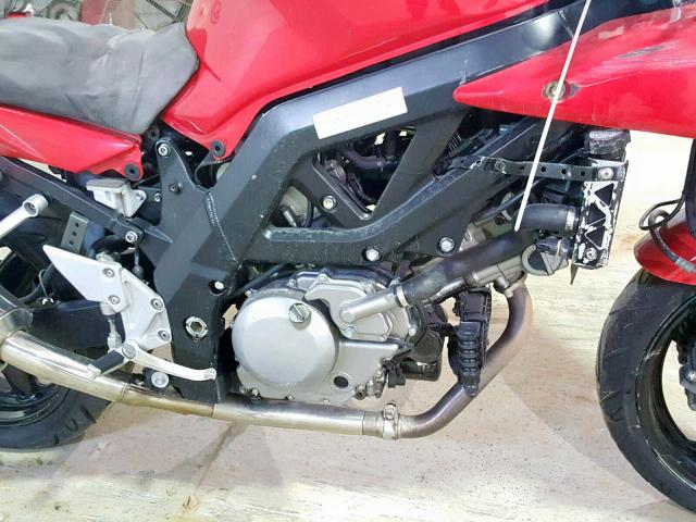 JS1VP53A962101029 - 2006 SUZUKI SV650 RED photo 7