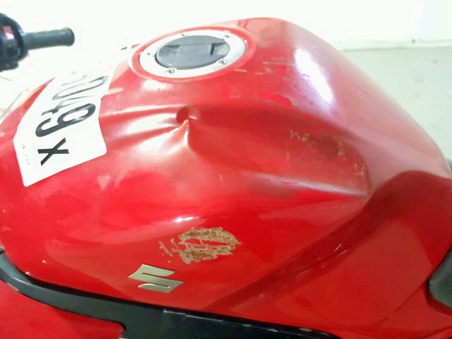 JS1VP53A962101029 - 2006 SUZUKI SV650 RED photo 9