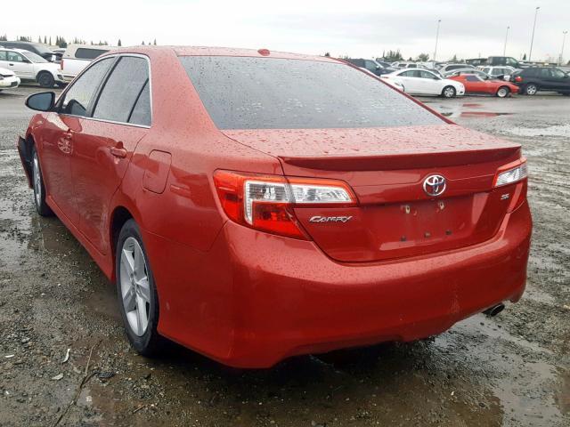 4T1BF1FK1DU653968 - 2013 TOYOTA CAMRY L RED photo 3