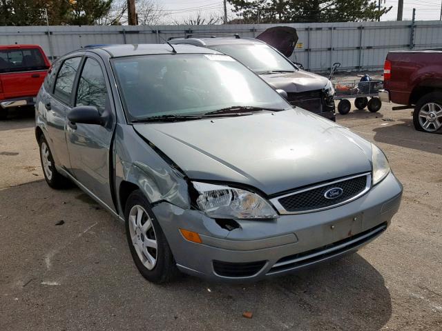 3FAFP37N45R125718 - 2005 FORD FOCUS ZX5 GREEN photo 1