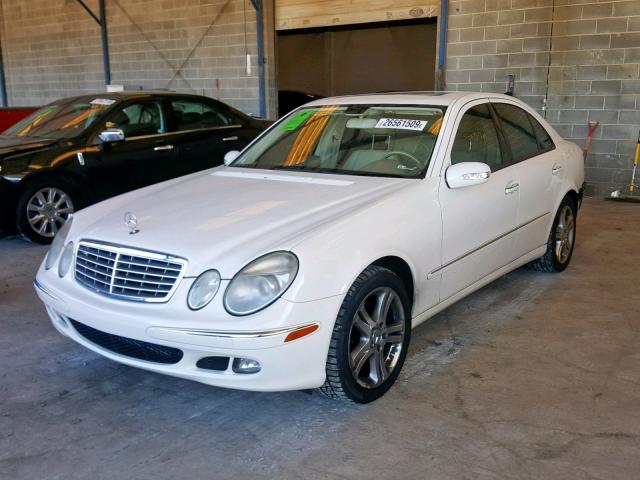 WDBUF56JX6A968055 - 2006 MERCEDES-BENZ E 350 WHITE photo 2