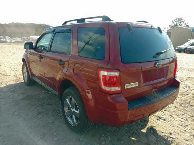 1FMCU9D79BKC21225 - 2011 FORD ESCAPE XLT RED photo 3