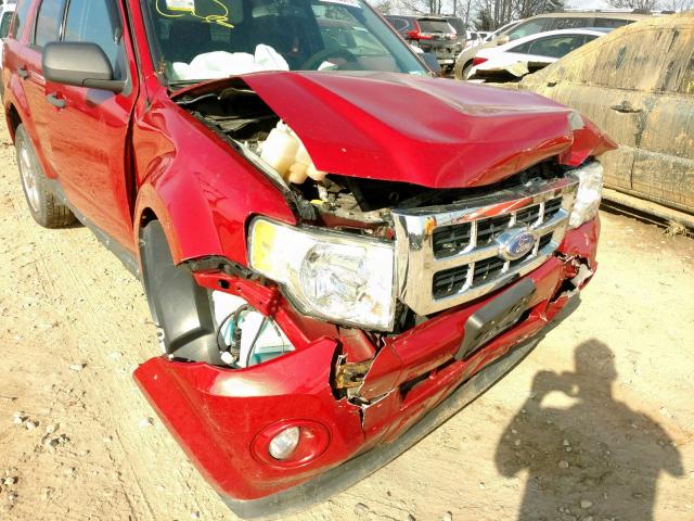 1FMCU9D79BKC21225 - 2011 FORD ESCAPE XLT RED photo 9