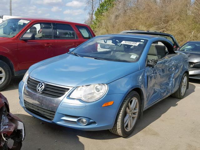 WVWFA71F39V006927 - 2009 VOLKSWAGEN EOS LUX 蓝色 照片 2