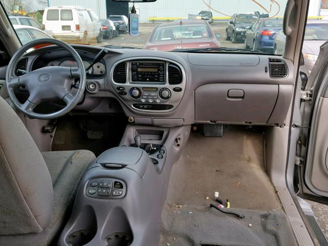 5TDBT48AX2S073087 - 2002 TOYOTA SEQUOIA LI SILVER photo 9