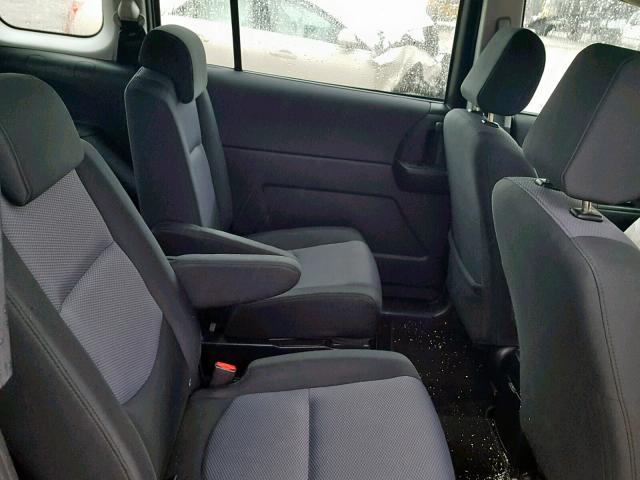 JM1CR293070151216 - 2007 MAZDA 5 GRAY photo 6