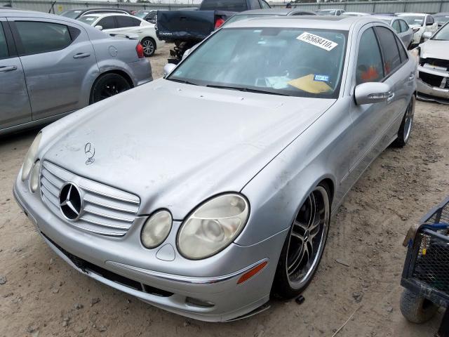 WDBUF56J76A835821 - 2006 MERCEDES-BENZ E 350  photo 2