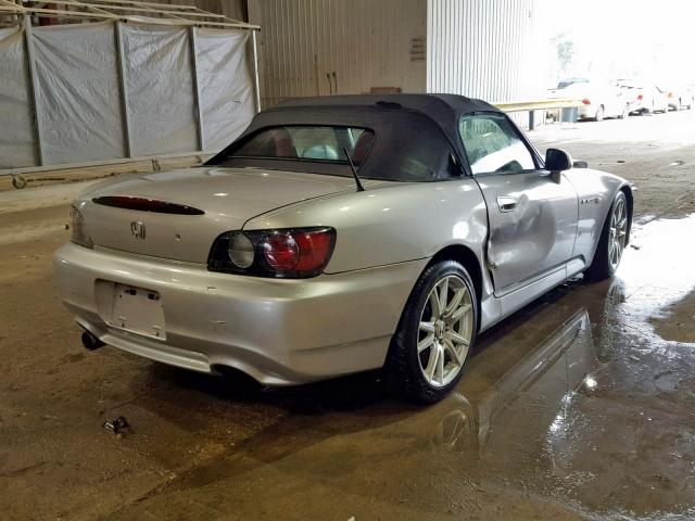 JHMAP11482T006443 - 2002 HONDA S2000 SILVER photo 4