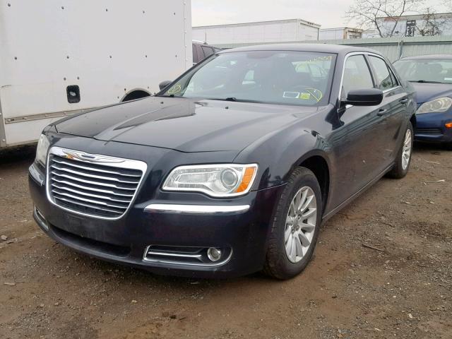 2C3CCAAG8DH665384 - 2013 CHRYSLER 300 BLUE photo 2