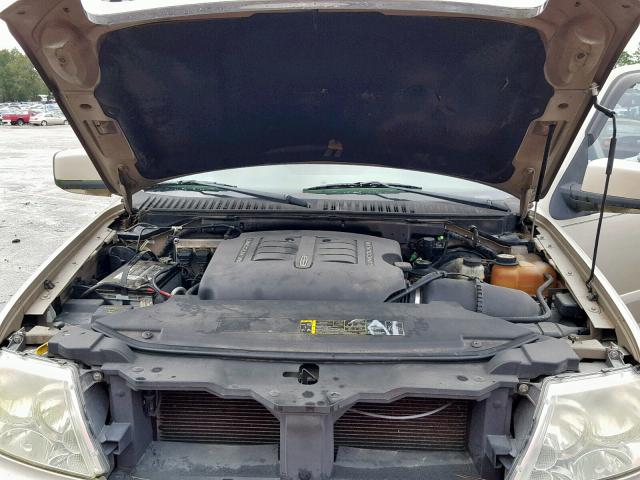 5LMFU27R84LJ02688 - 2004 LINCOLN NAVIGATOR GOLD photo 7