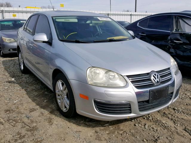 3VWHG71K07M011494 - 2007 VOLKSWAGEN JETTA 2.5 SILVER photo 1