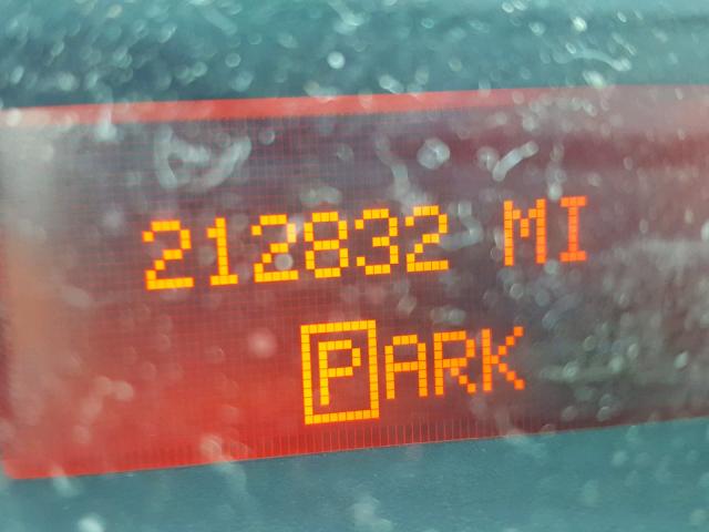 2G2WP522251259994 - 2005 PONTIAC GRAND PRIX GRAY photo 8