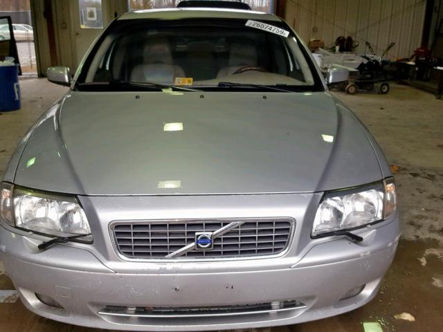 YV1TS592461438428 - 2006 VOLVO S80 2.5T GRAY photo 9