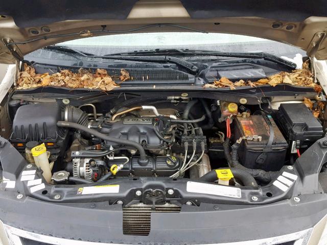 2V8HW34149R550203 - 2009 VOLKSWAGEN ROUTAN SE GOLD photo 7