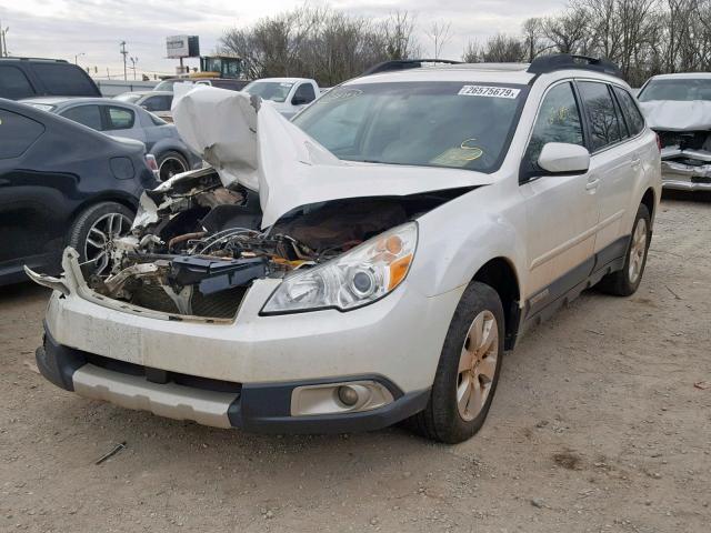 4S4BRDKC9B2444235 - 2011 SUBARU OUTBACK 3. WHITE photo 2