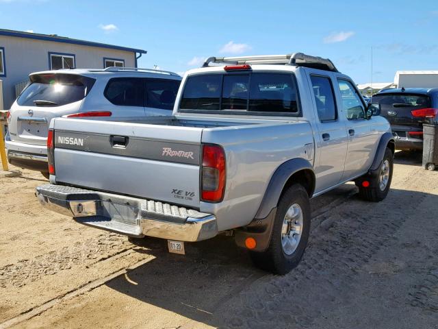 1N6ED27T1YC392046 - 2000 NISSAN FRONTIER C SILVER photo 4