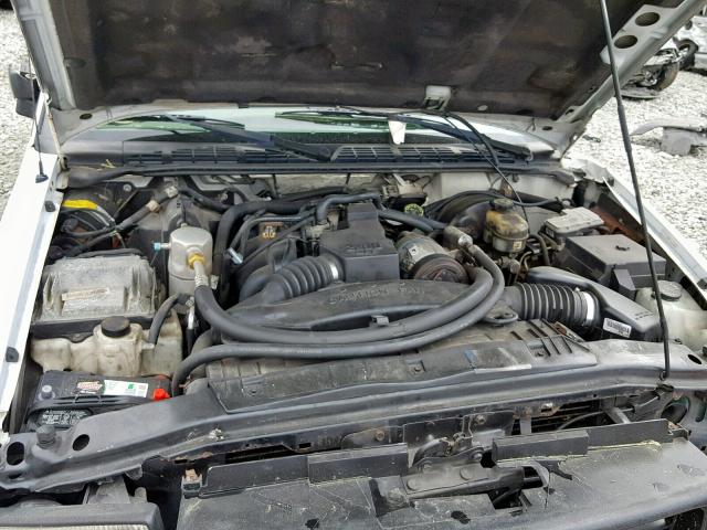 1GTCS1455YK301141 - 2000 GMC SONOMA WHITE photo 7