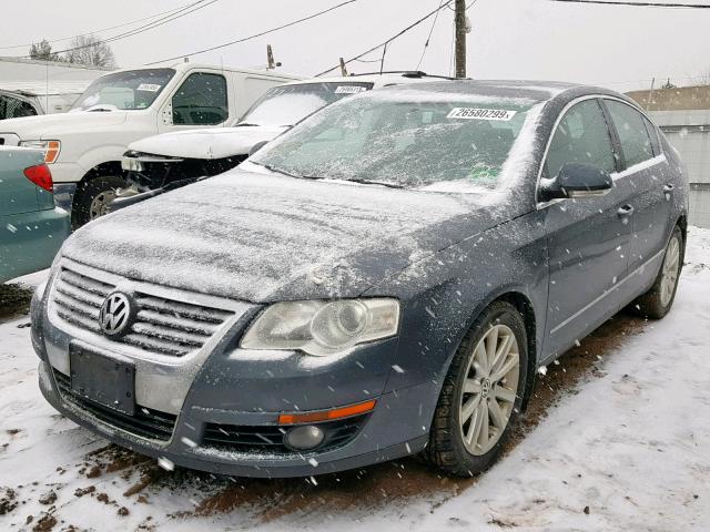 WVWJM7AN5AE105312 - 2010 VOLKSWAGEN PASSAT KOM GRAY photo 2