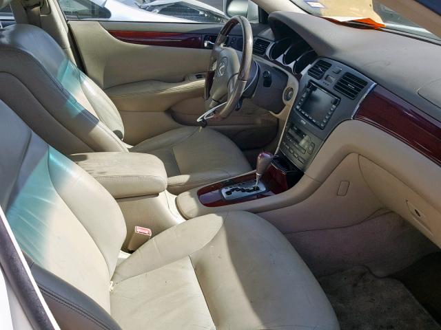 JTHBF30G220025442 - 2002 LEXUS ES 300 WHITE photo 5