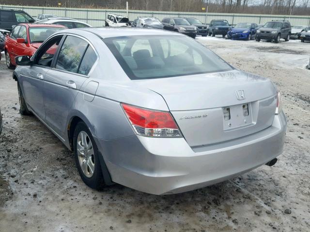 1HGCP264X8A085502 - 2008 HONDA ACCORD LXP SILVER photo 3