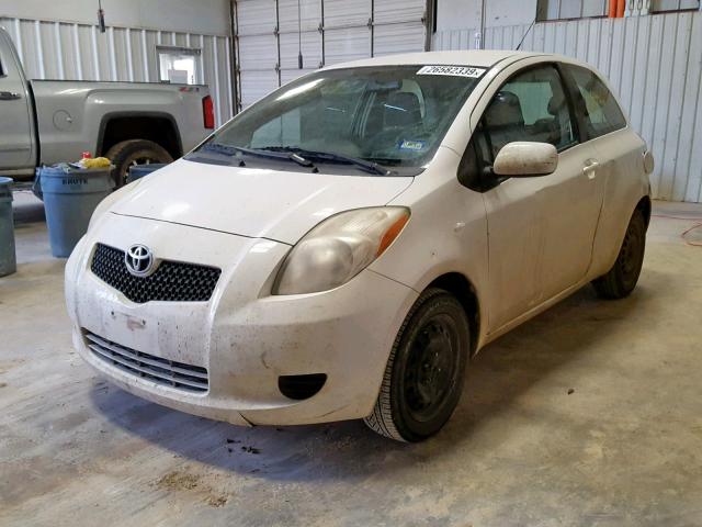 JTDJT923675134368 - 2007 TOYOTA YARIS WHITE photo 2