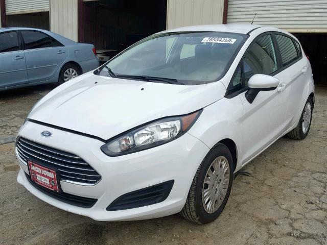 3FADP4TJXEM120620 - 2014 FORD FIESTA S WHITE photo 2