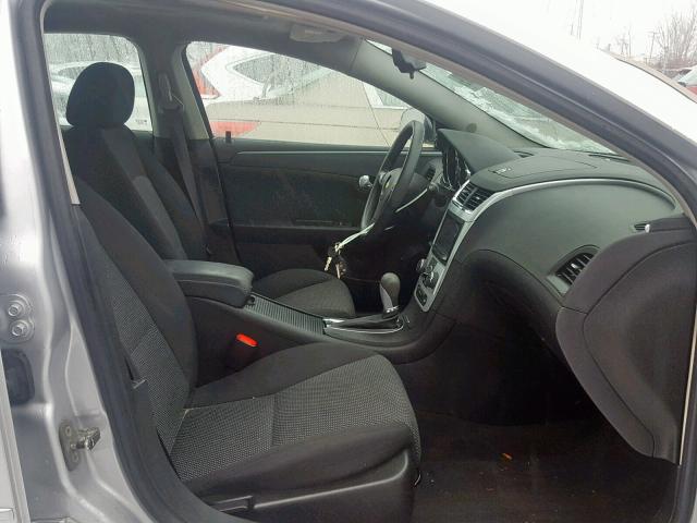 1G1ZH57B59F189929 - 2009 CHEVROLET MALIBU 1LT SILVER photo 5