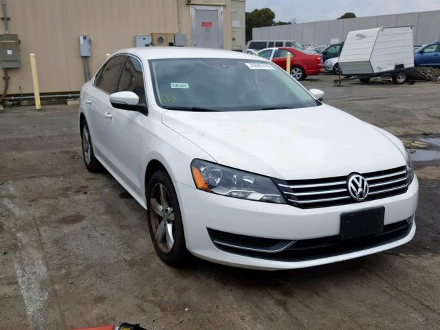 1VWBT7A34EC048105 - 2014 VOLKSWAGEN PASSAT SE WHITE photo 1