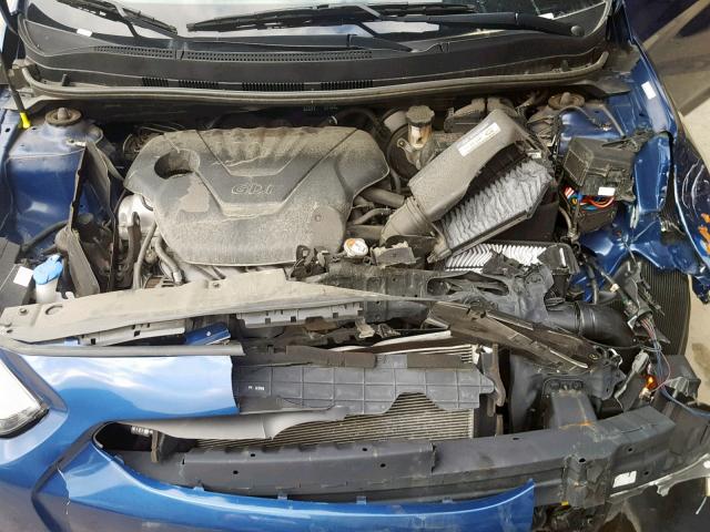 KMHCT5AE9HU337245 - 2017 HYUNDAI ACCENT SE BLUE photo 7