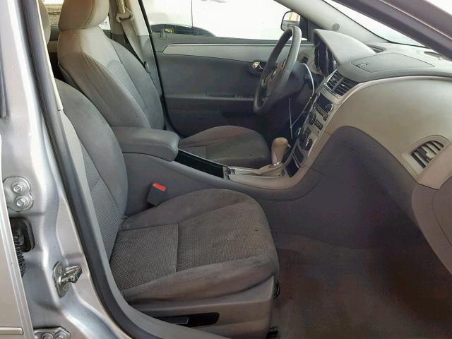 1G1ZB5E06CF200480 - 2012 CHEVROLET MALIBU LS SILVER photo 5
