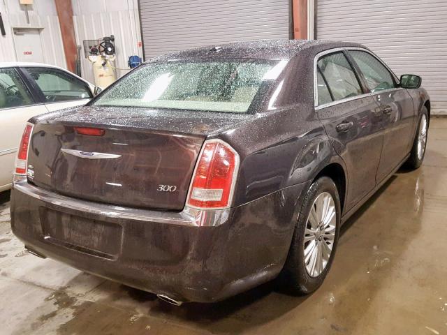 2C3CCARG3DH575192 - 2013 CHRYSLER 300 BROWN photo 4