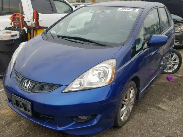 JHMGE8H44AS010119 - 2010 HONDA FIT SPORT BLUE photo 2