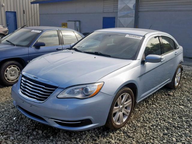 1C3CCBAB7DN670738 - 2013 CHRYSLER 200 LX BLUE photo 2