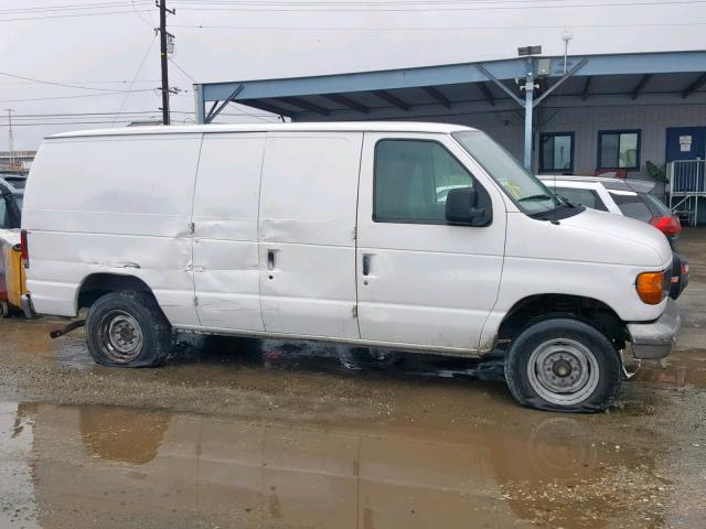 1FTNE14W17DA64725 - 2007 FORD ECONOLINE WHITE photo 9