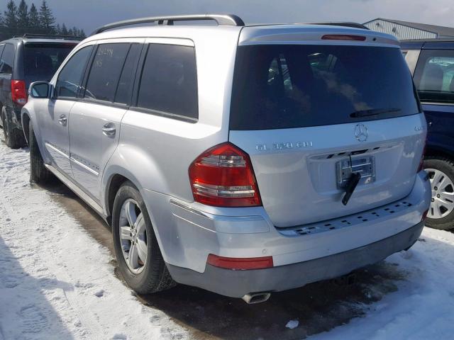 4JGBF22E68A428135 - 2008 MERCEDES-BENZ GL 320 CDI SILVER photo 3