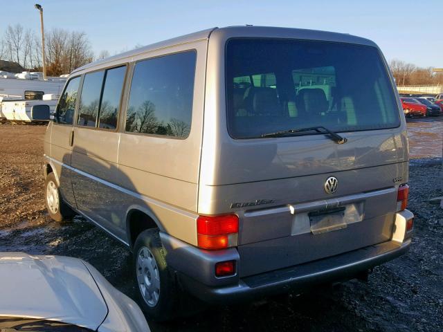 WV2KH4705YH138789 - 2000 VOLKSWAGEN EUROVAN GL GRAY photo 3