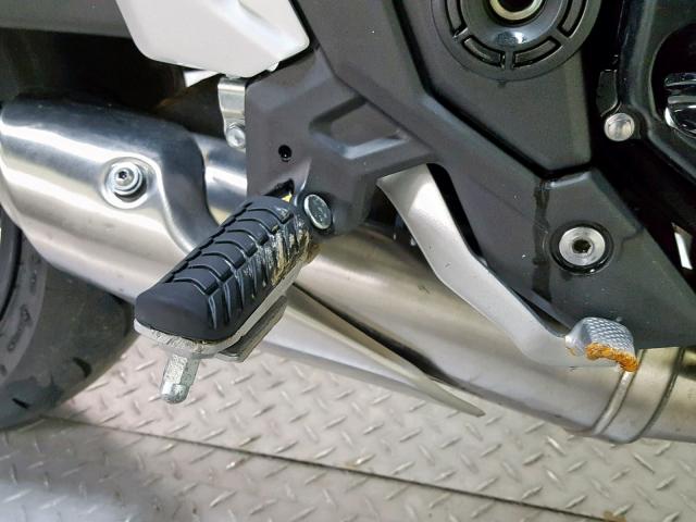 JKAEXEJ16JDA02574 - 2018 KAWASAKI EX650 J ლურჯი ფოტო 15