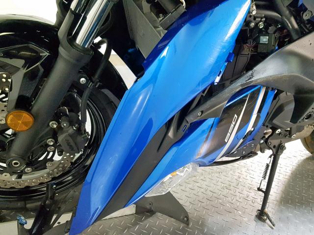 JKAEXEJ16JDA02574 - 2018 KAWASAKI EX650 J BLUE photo 18